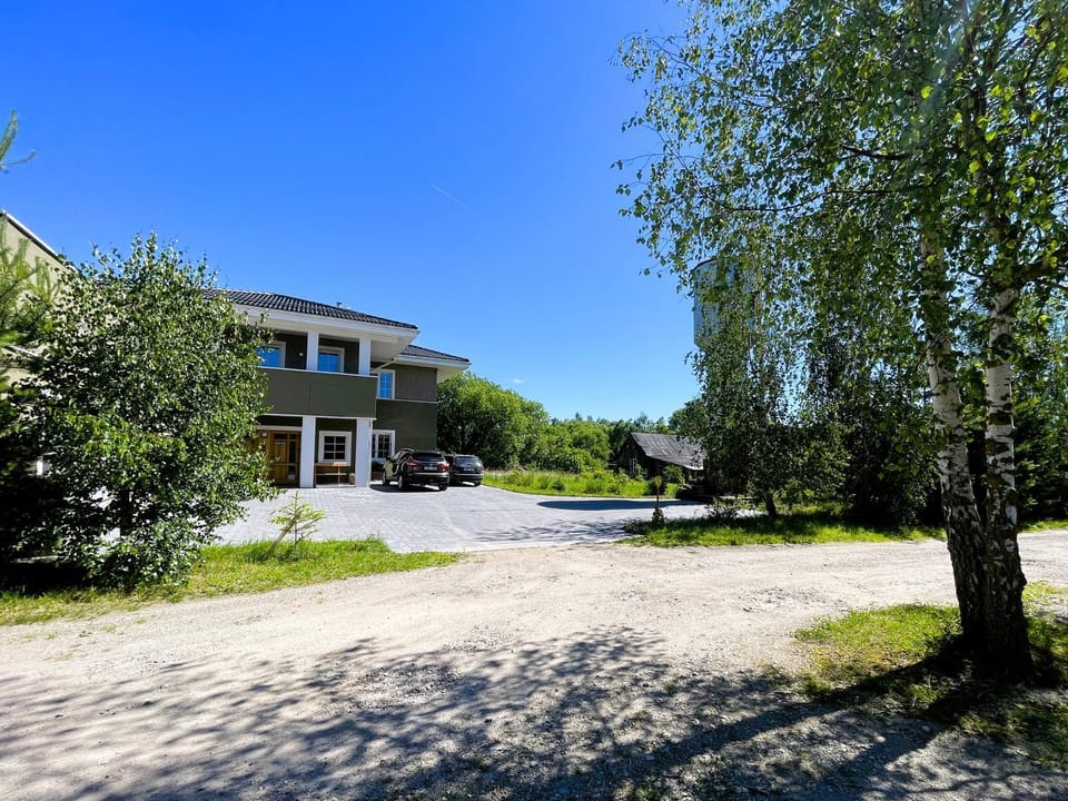 Property building, Street view