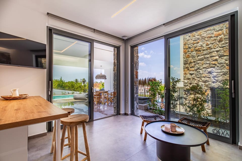 Balcony/Terrace, Living room, Dining area