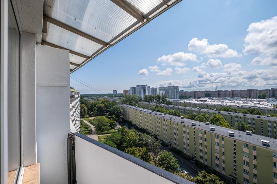 View (from property/room), Balcony/Terrace, City view