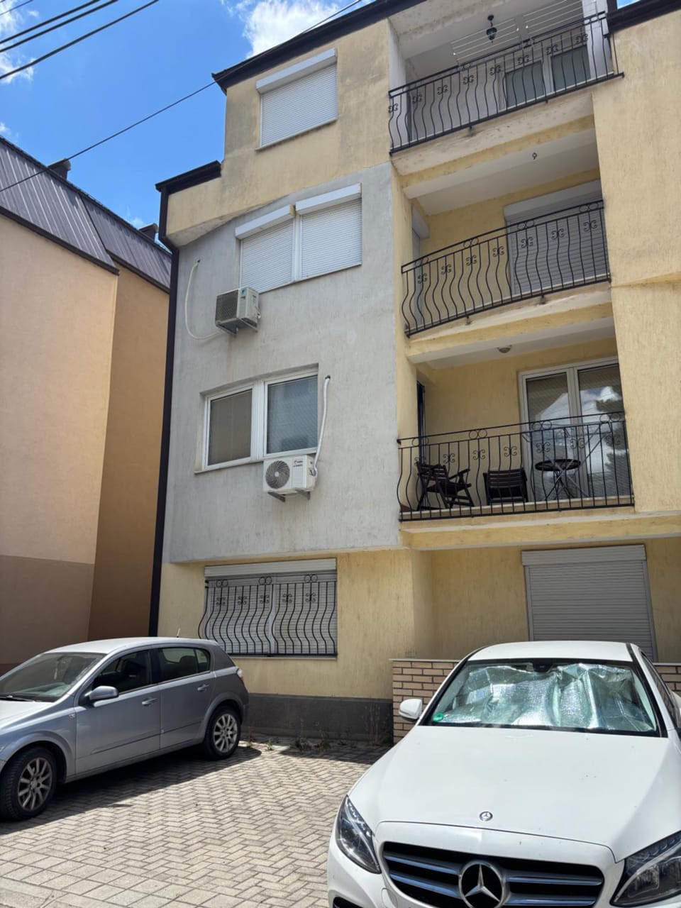 Property building, Parking