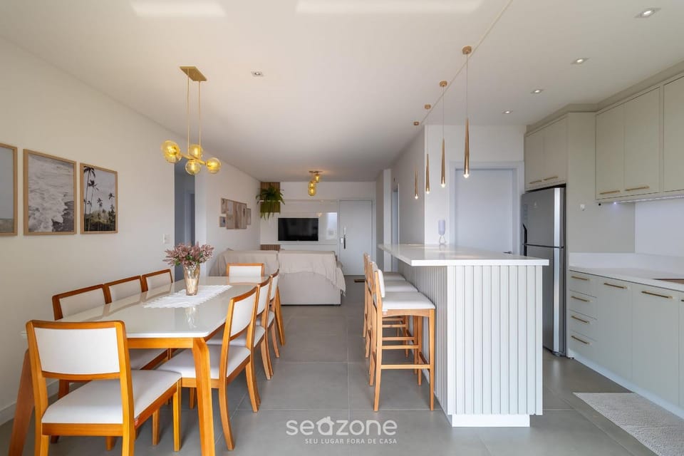 TV and multimedia, Living room, Dining area