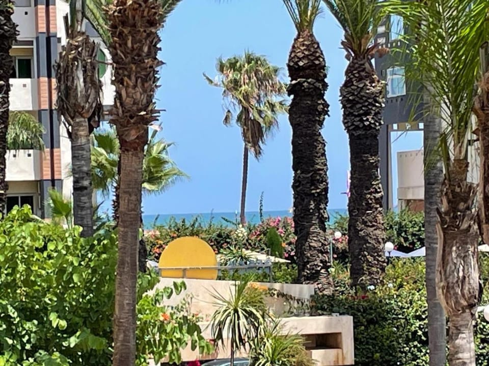 Beach palace 1 between sea pool and city center Apartment in Mohammedia