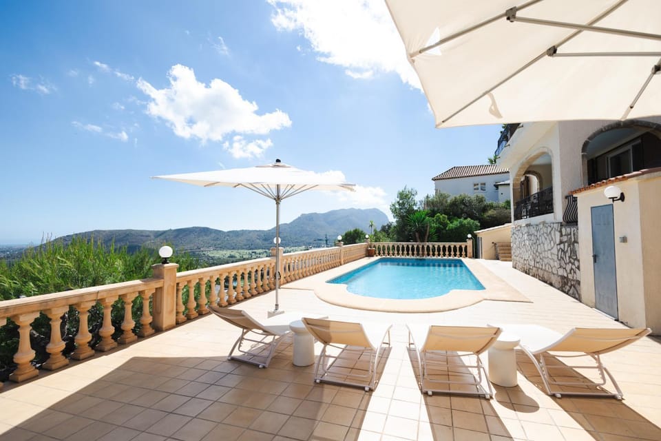 View (from property/room), Mountain view, Mountain view, Sea view, Swimming pool