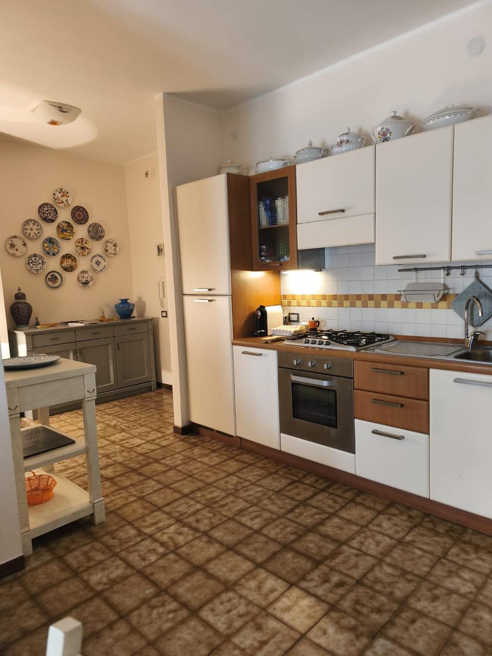 Kitchen or kitchenette, stove