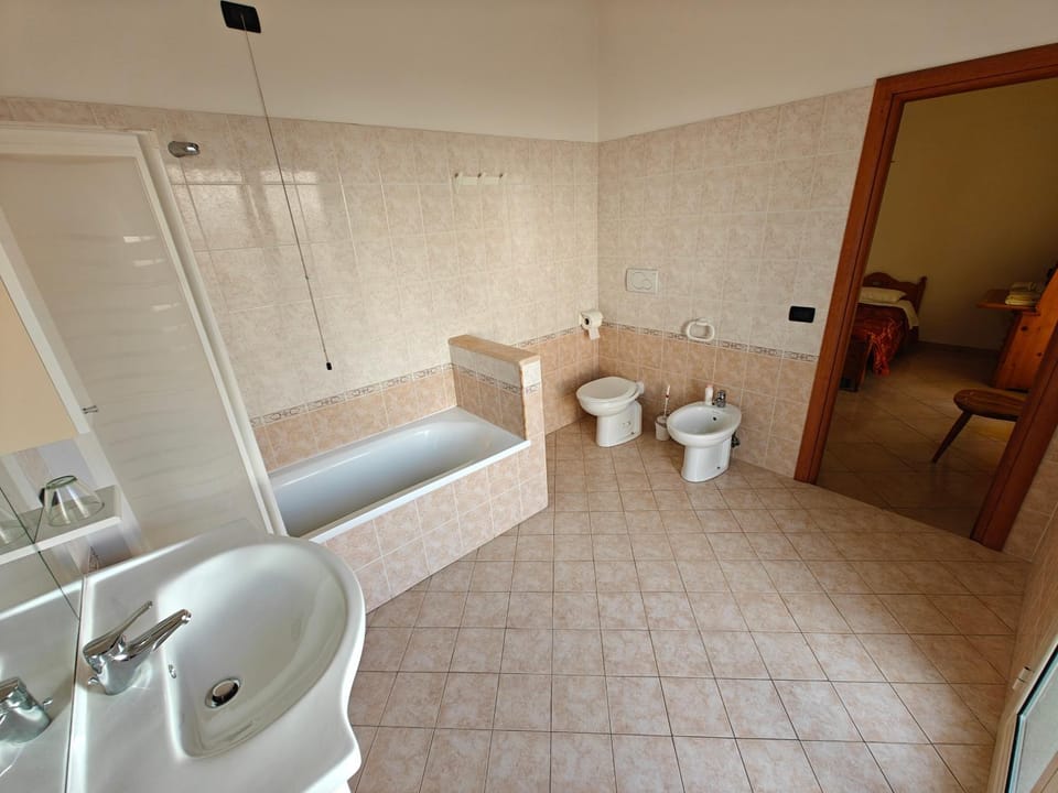 Bathroom, Balcony/Terrace, Bath