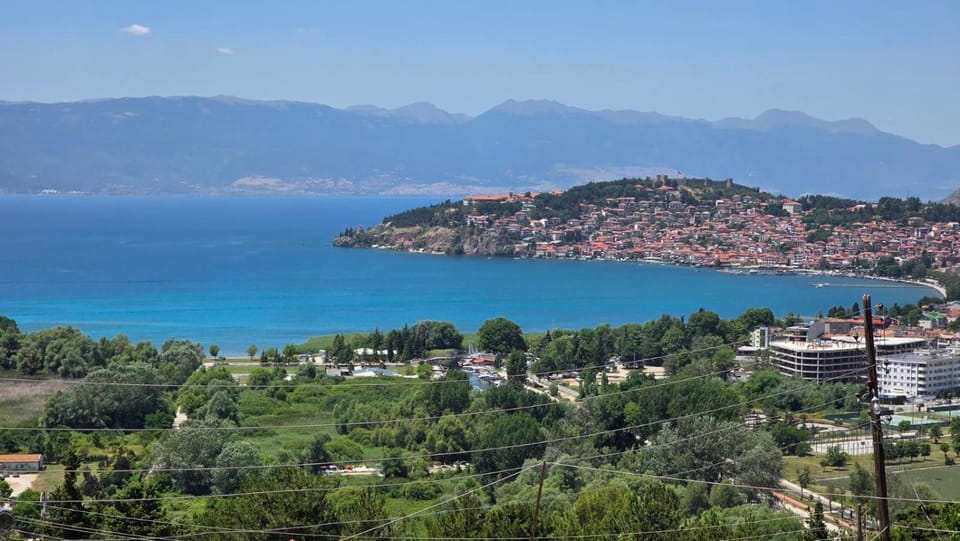 Nearby landmark, Day, Natural landscape, City view, Lake view, Mountain view