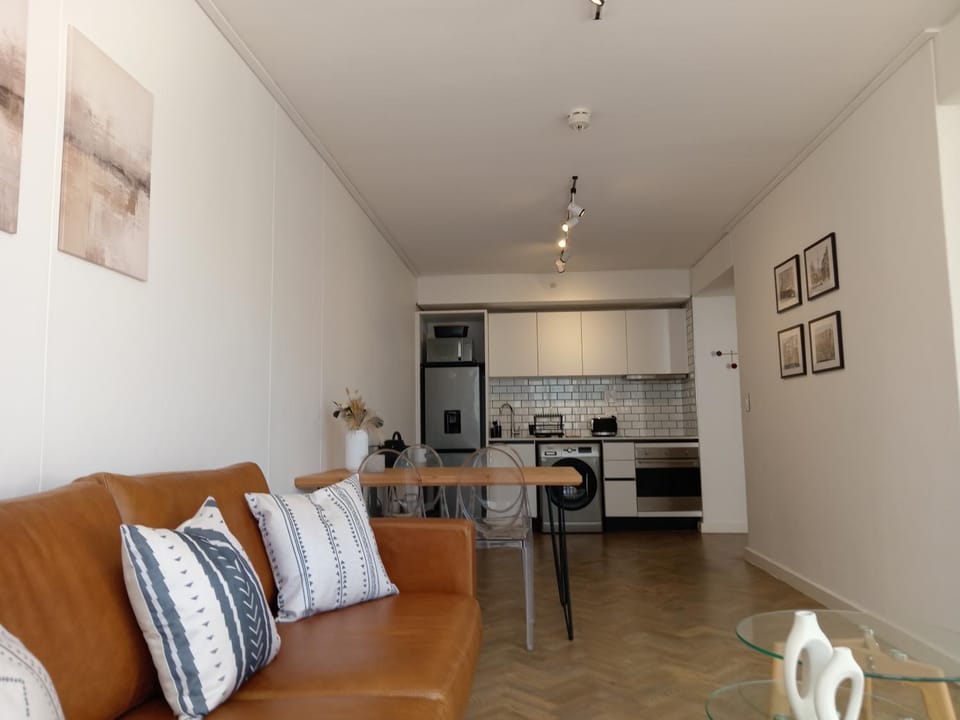 Gardens Nest with Parking Apartment in Cape Town