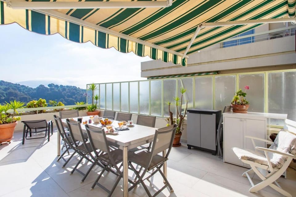 S12 Staywizus - 2BDR Bellet Sea & Mountain View Parking, terrace & AC Apartment in Nice