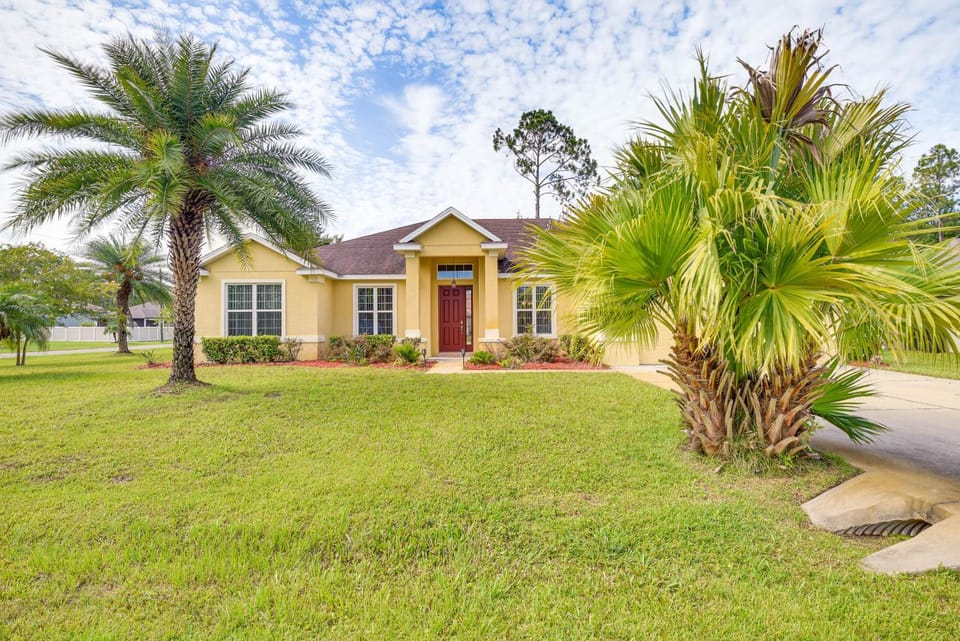 Family Home < 10 Mi to Flagler Beach: WFH Ready! House in Palm Coast
