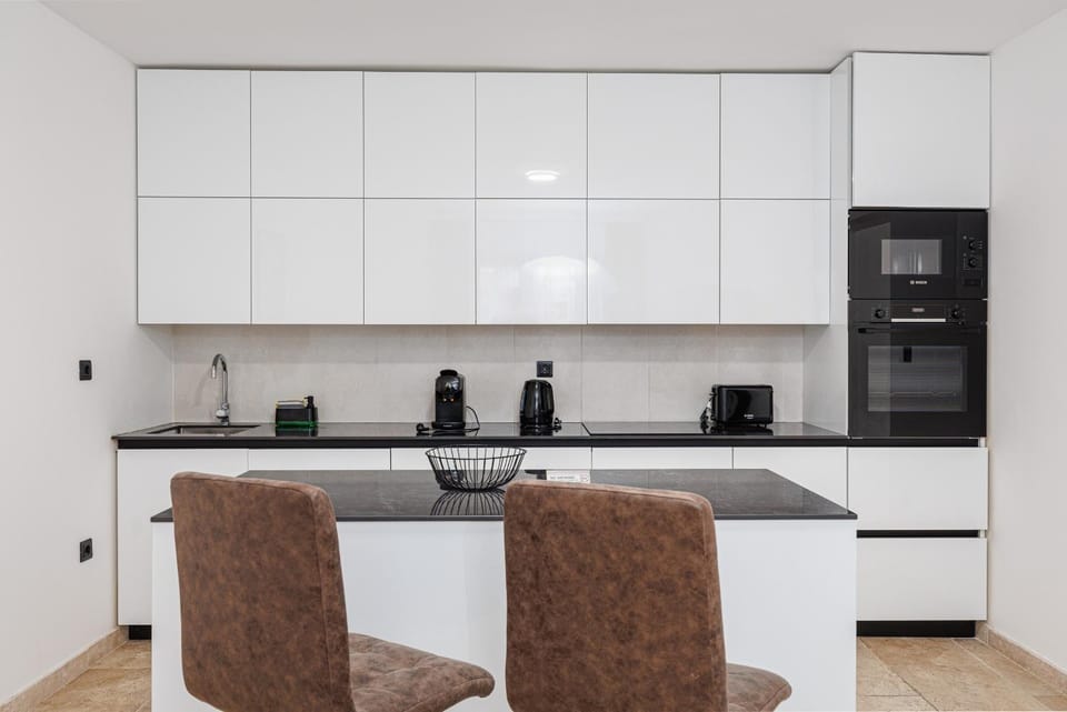Sunny Bay Apartments Apartment in Budva