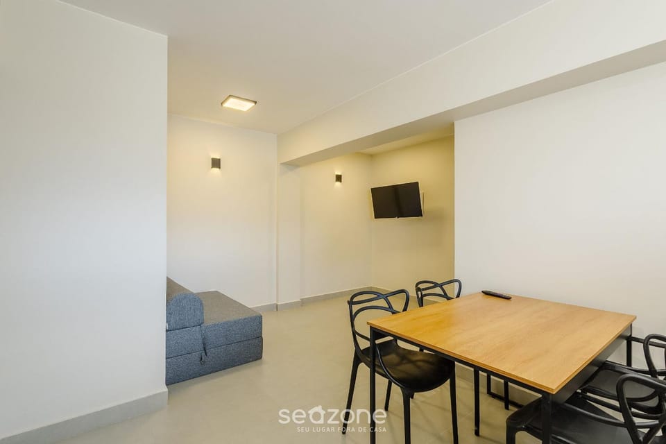TV and multimedia, Living room, Dining area