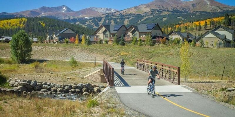 Ski In and Out, Luxury, 1 Blk to Main, Pool, Hot Tub, Sauna Apartment in Breckenridge