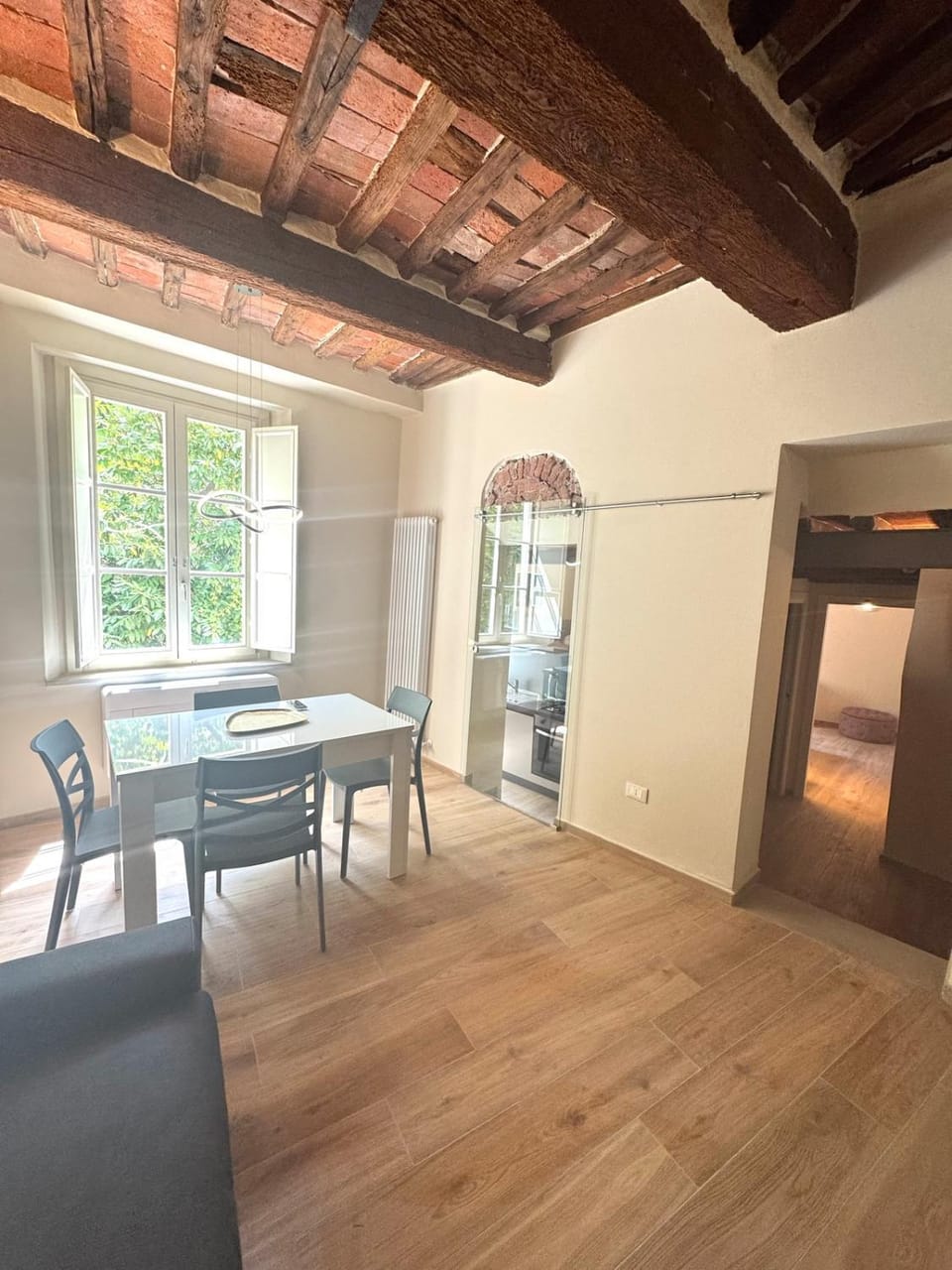 Yema Amphitheater Suite-Lucca Apartment in Capannori