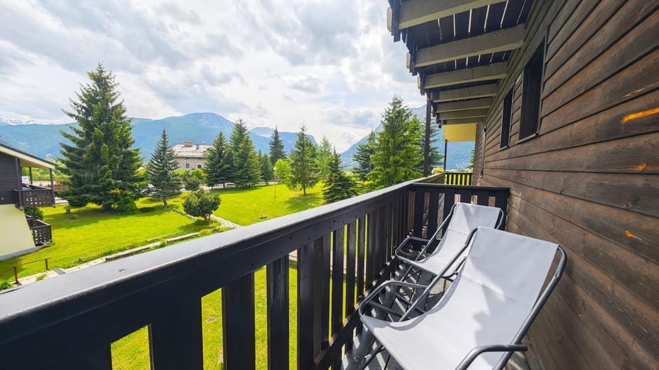 Hostdomus - Alpine Suite Apartment in Piedmont