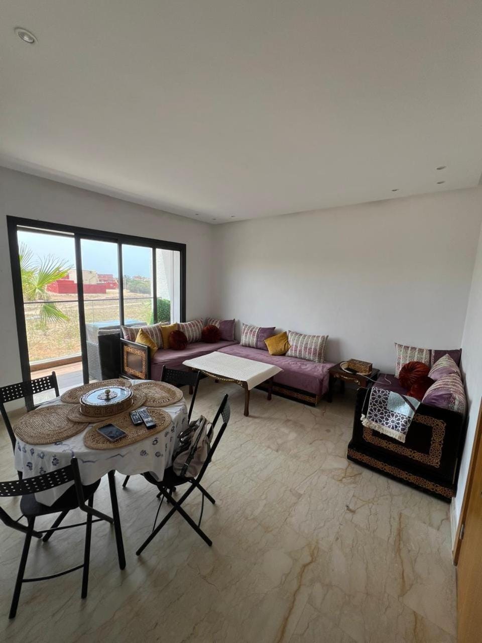 Living room, Dining area