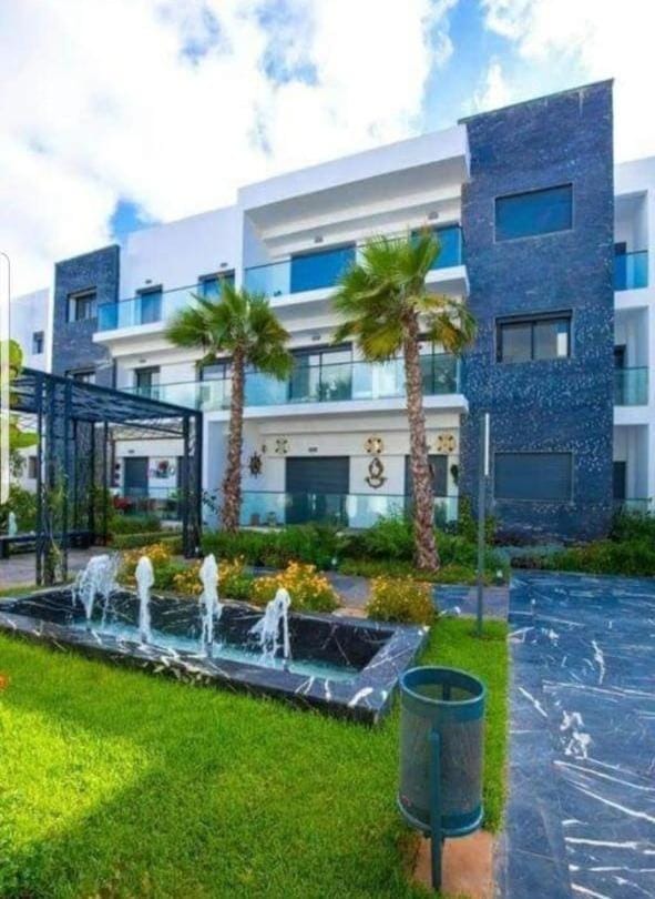 Property building, Garden