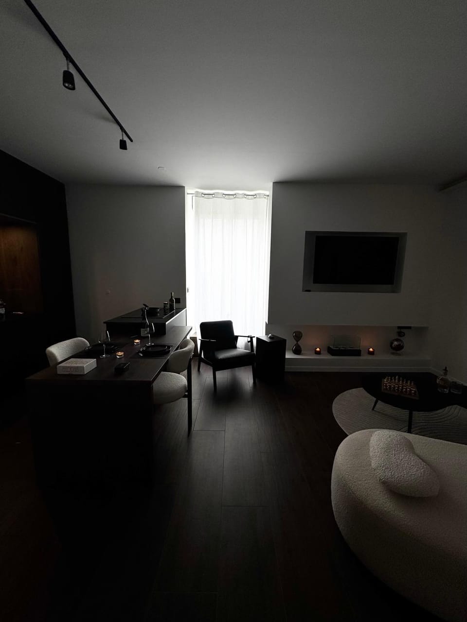 La DARKROOM Apartment in Ploërmel