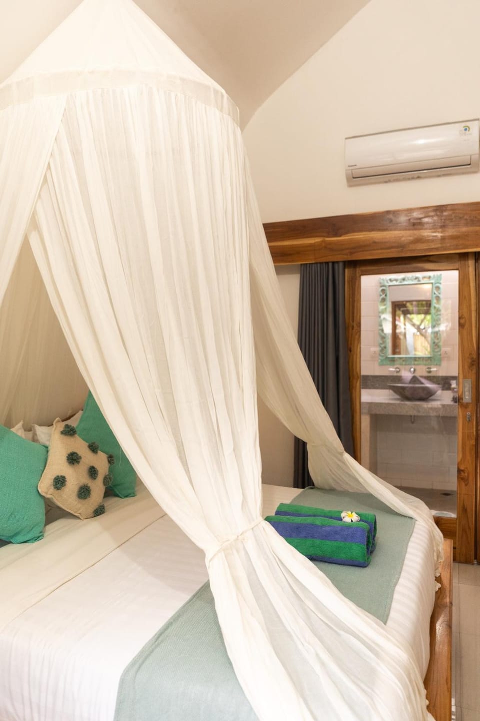 Bed, Bathroom, Coffee/tea facilities, Balcony/Terrace, Bedroom, internet, towels, air conditioner