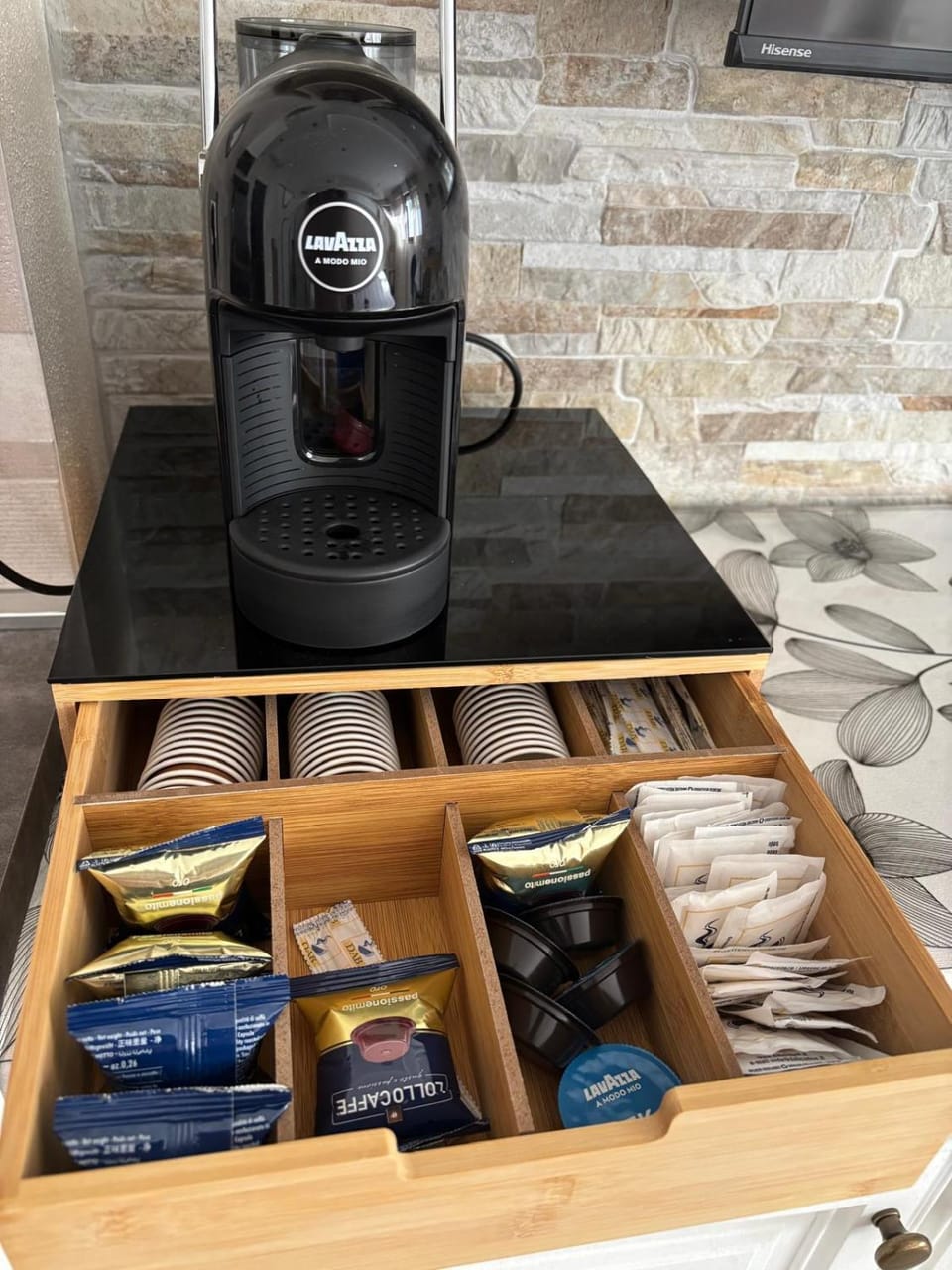 Coffee/tea facilities