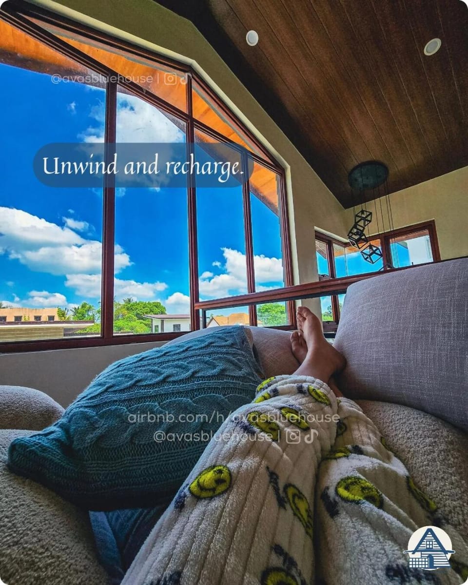 Avas Blue Tagaytay Vacation House with Pool Villa in Tagaytay