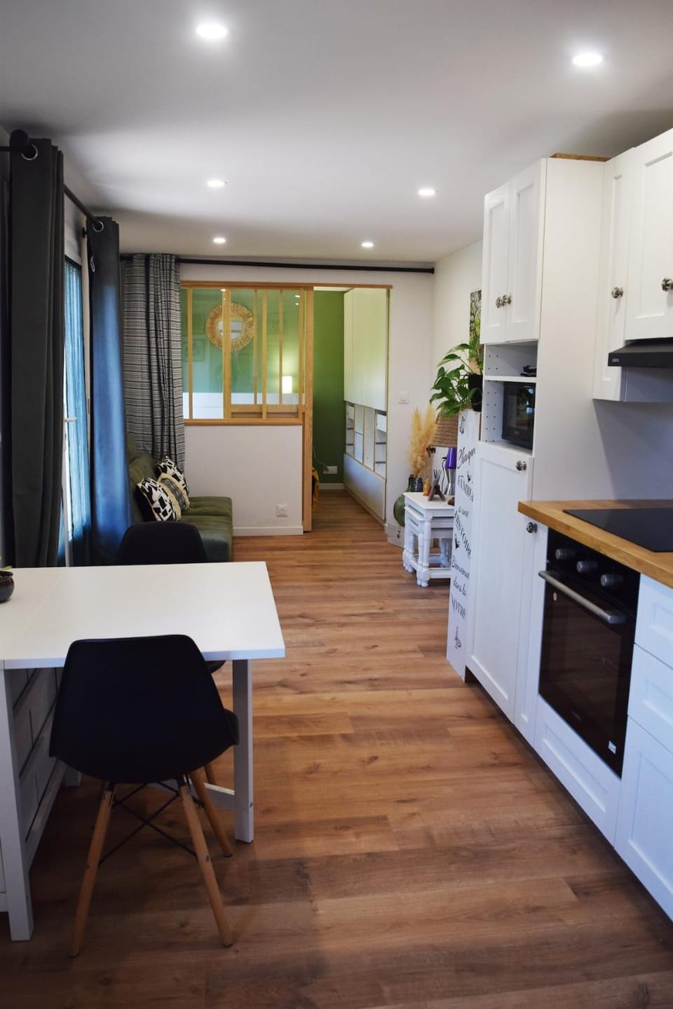 Lou Carami - Studio rénové dans village Provençal Apartment in French Riviera