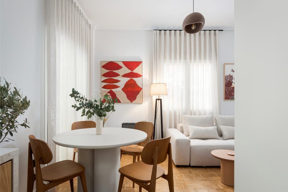 Living room, Seating area, Dining area
