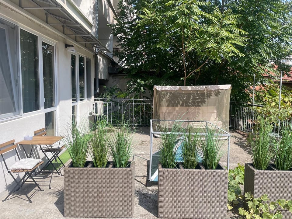 Patio, Balcony/Terrace, Garden view