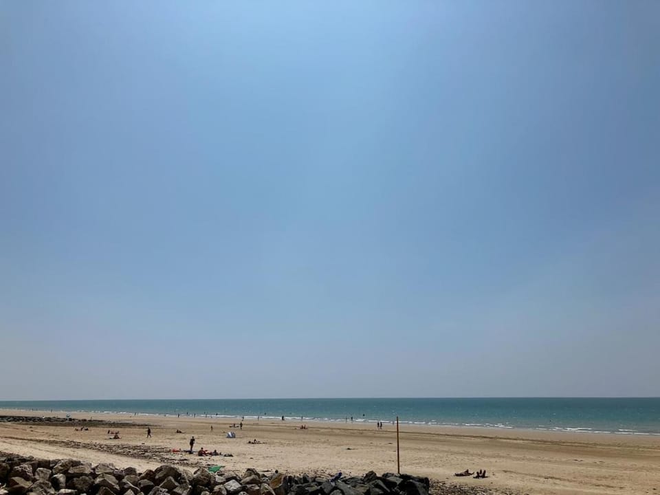 Belle maison de vacances, à 1 minute de la plage, avec terrasse et jacuzzi House in Normandy