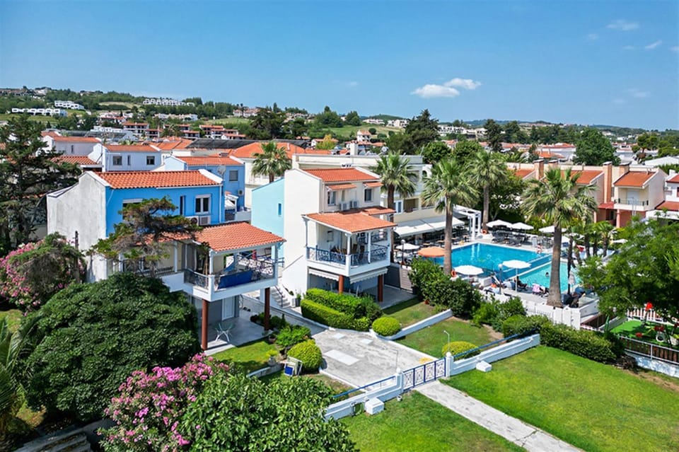 Property building, Day, Natural landscape, Bird's eye view