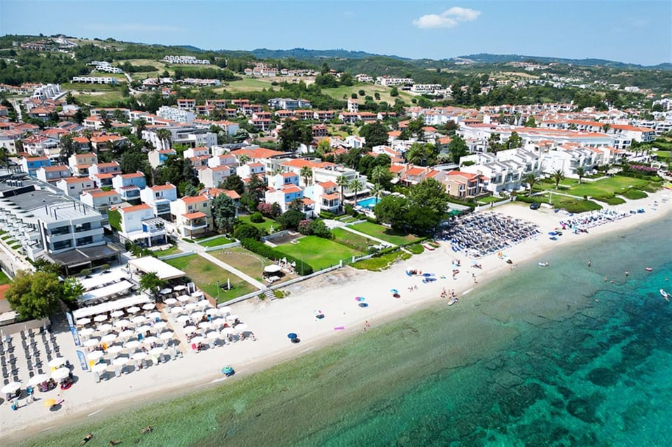 Day, Natural landscape, Bird's eye view, Beach, Sea view, Location