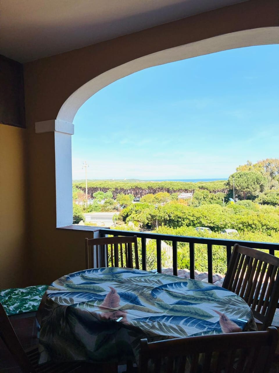 View (from property/room), Balcony/Terrace, Dining area