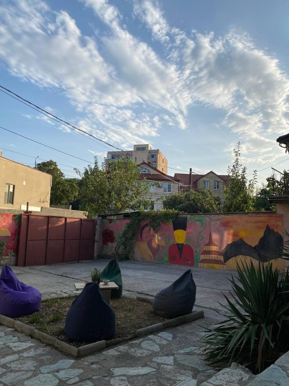 Day, Garden view