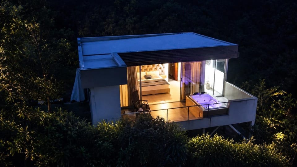Glamping Jalisco Campground/ 
RV Resort in Quindio, Colombia