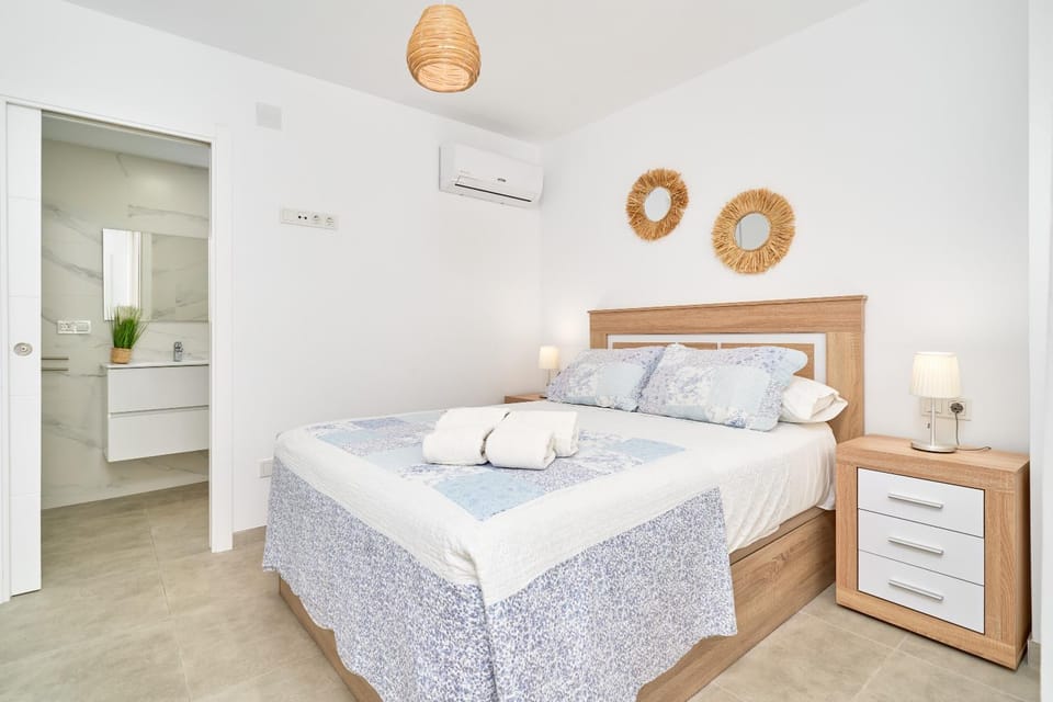 Living room, Bedroom