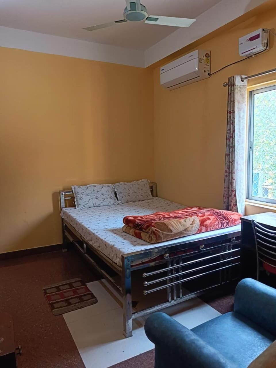 Bedroom, air conditioner