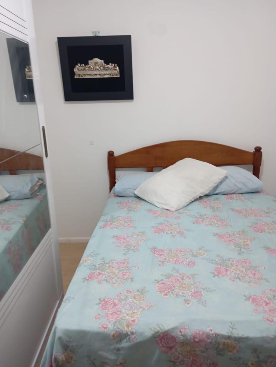 Bed, Bedroom, air conditioner