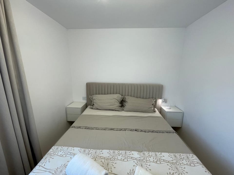 APARTAMENT ULTRACENTRAL PREMIUM,PARCARE,WiFi Apartment hotel in Romania