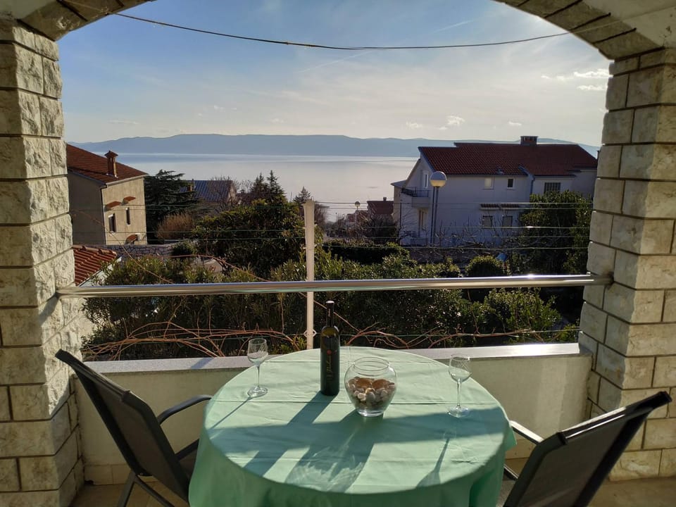 Garden view, Sea view