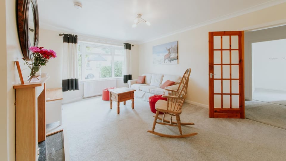 Communal lounge/ TV room, Living room