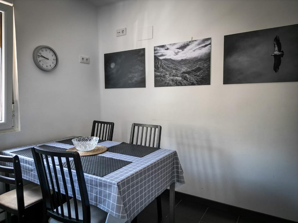 Kitchen or kitchenette, kitchen