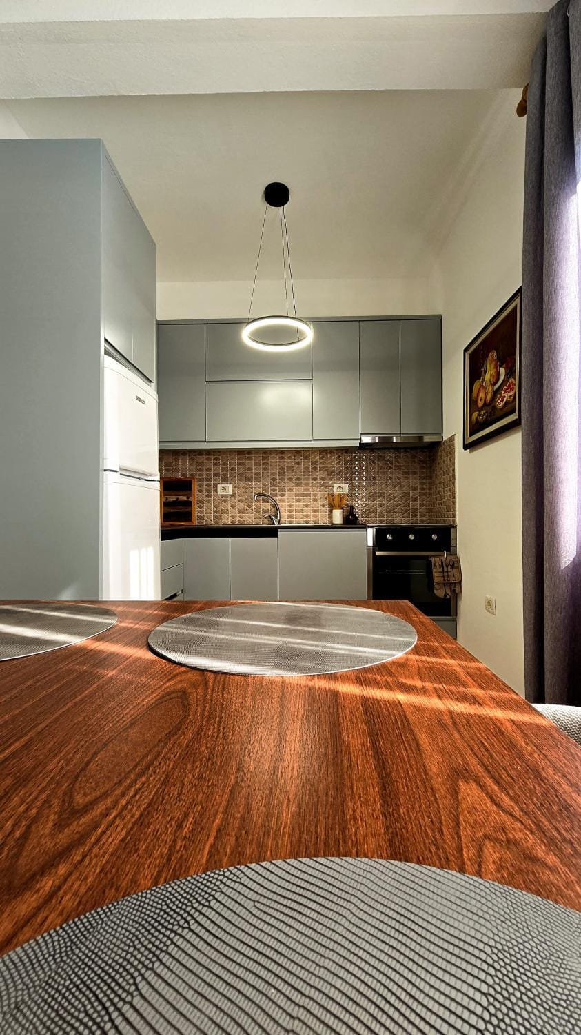 Kitchen or kitchenette, Dining area, Dinner