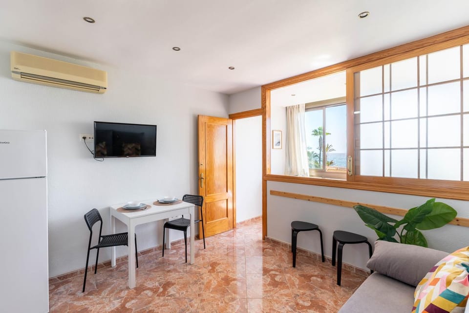 Tropicana Playa R&R Apartment in Roquetas de Mar