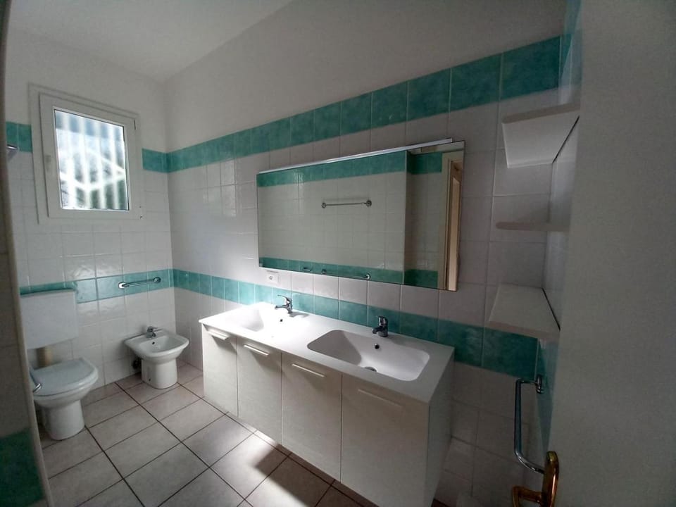 Shower, Toilet, Bathroom, bidet