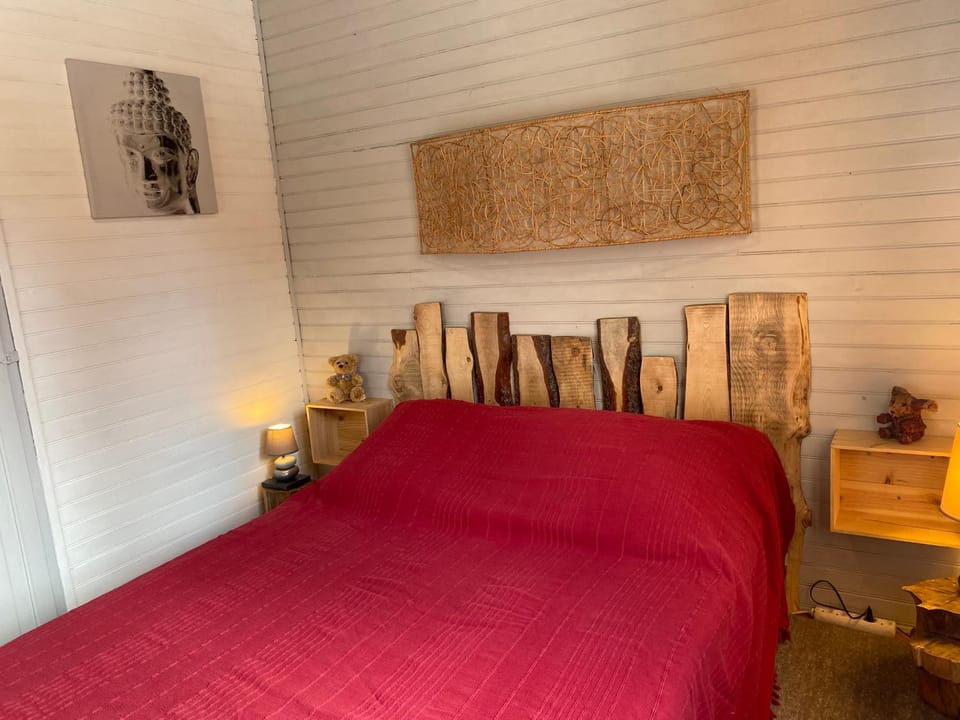 Chambre Zen Chez l'habitant en Forêt Vacation rental in Bolquère