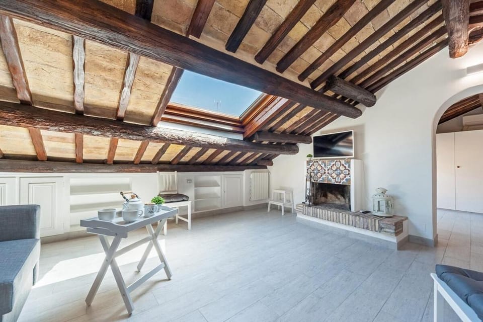 Renovated Luxury Sweet Penthouse - Campo Dei Fiori Apartment in Rome