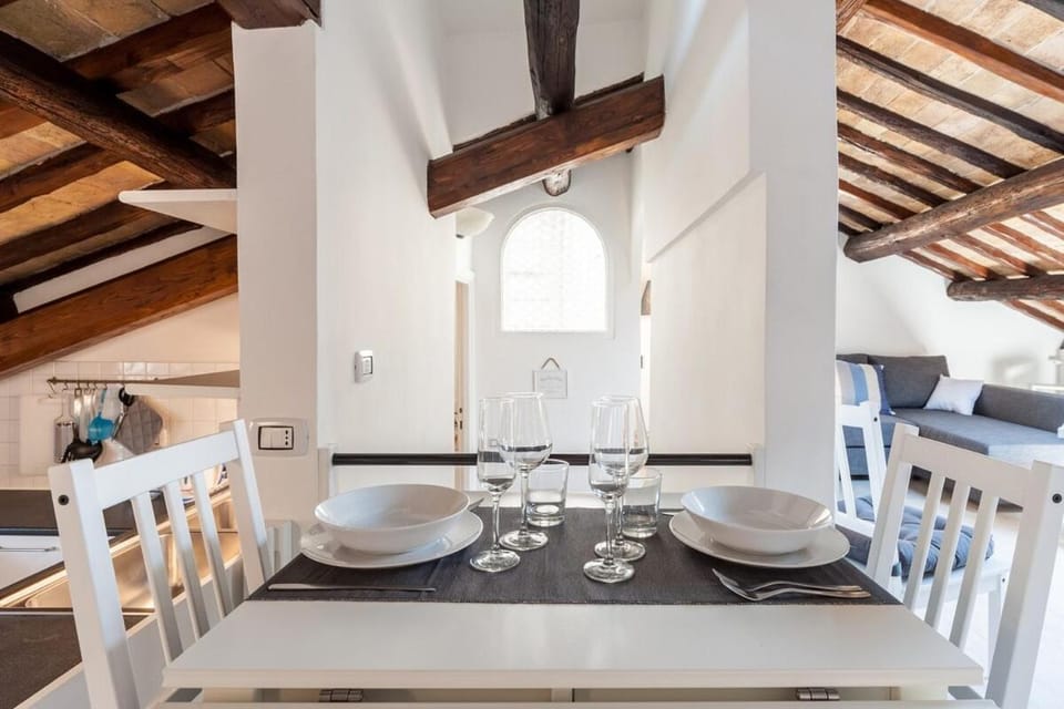 Renovated Luxury Sweet Penthouse - Campo Dei Fiori Apartment in Rome