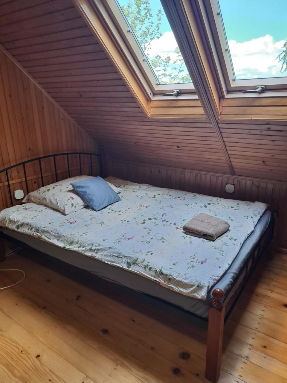 Domek z Widokiem na Zalew Soliński, Wołkowyja, Bieszczady House in Slovakia