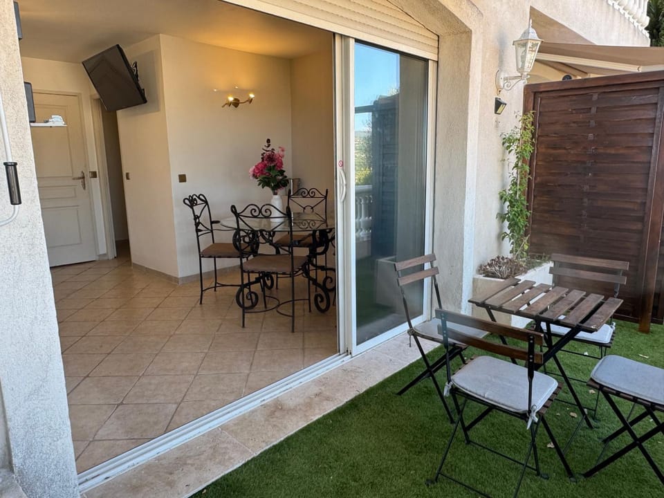 Villa Baie Des Anges Apartment in Nice
