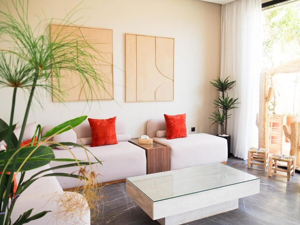 Large Private Pool, Breakfast Included, Near Golf Villa in Marrakesh-Safi