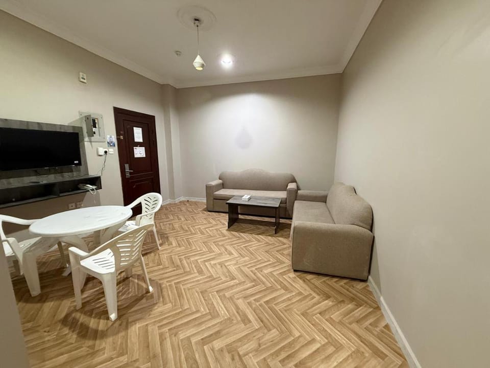 TV and multimedia, Seating area